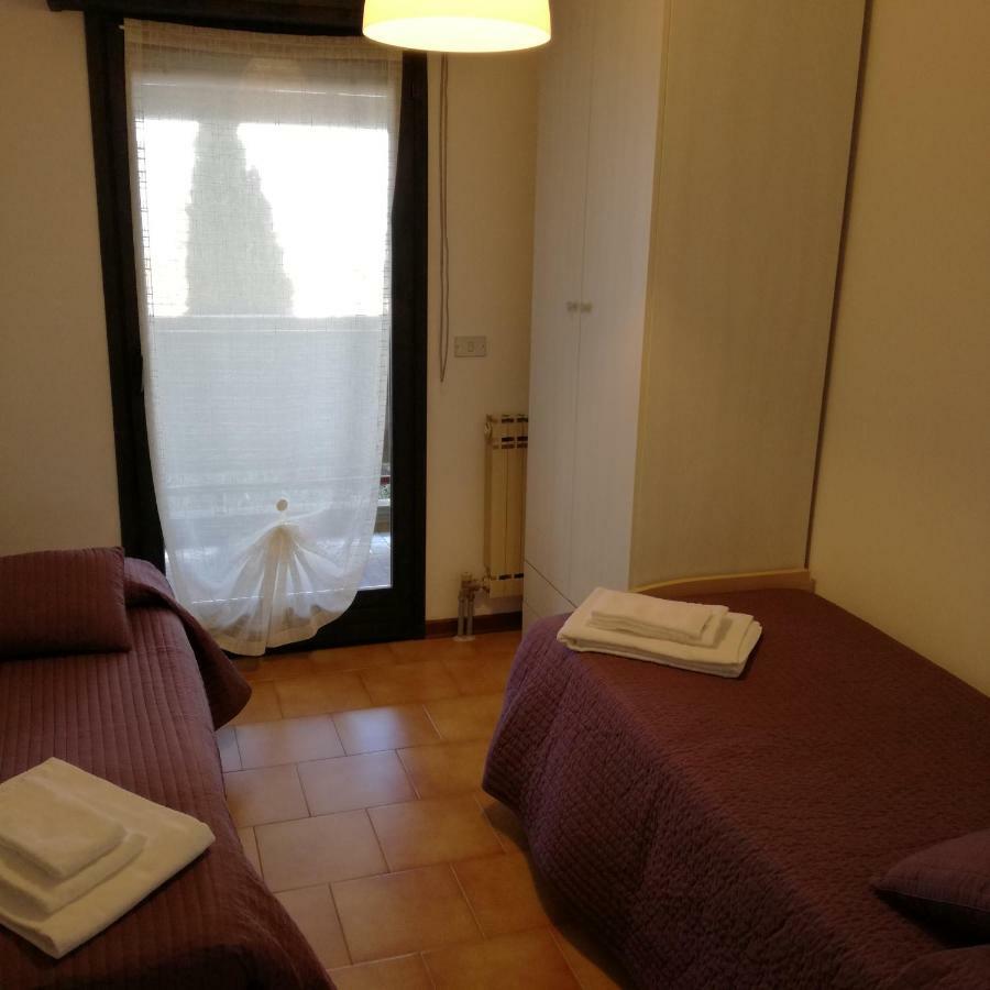 דסנזאנו דל גארדה Panoramapartment מראה חיצוני תמונה